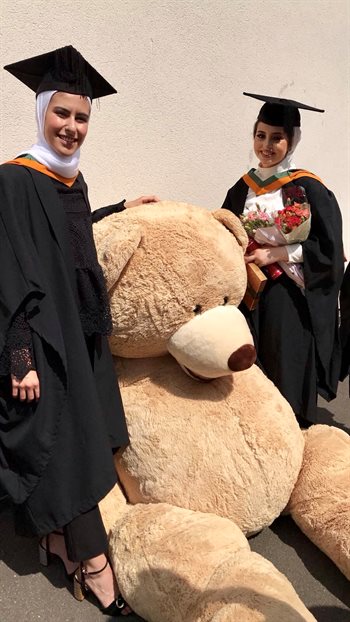 SAT GRAD (4)