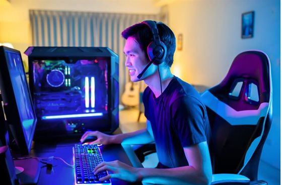 THUMB teen gamer