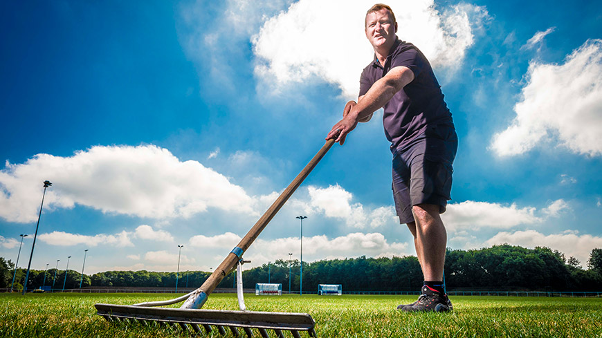 DMU-groundsmen-870-img